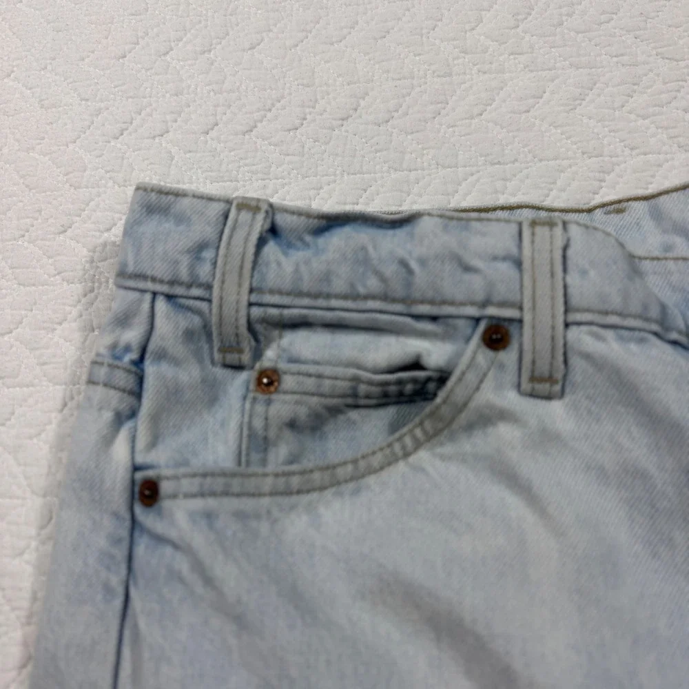Vtg Levi's 505 Mens Regular‎ Fit Straight Leg Jeans 34x27 Made in USA Light Wash